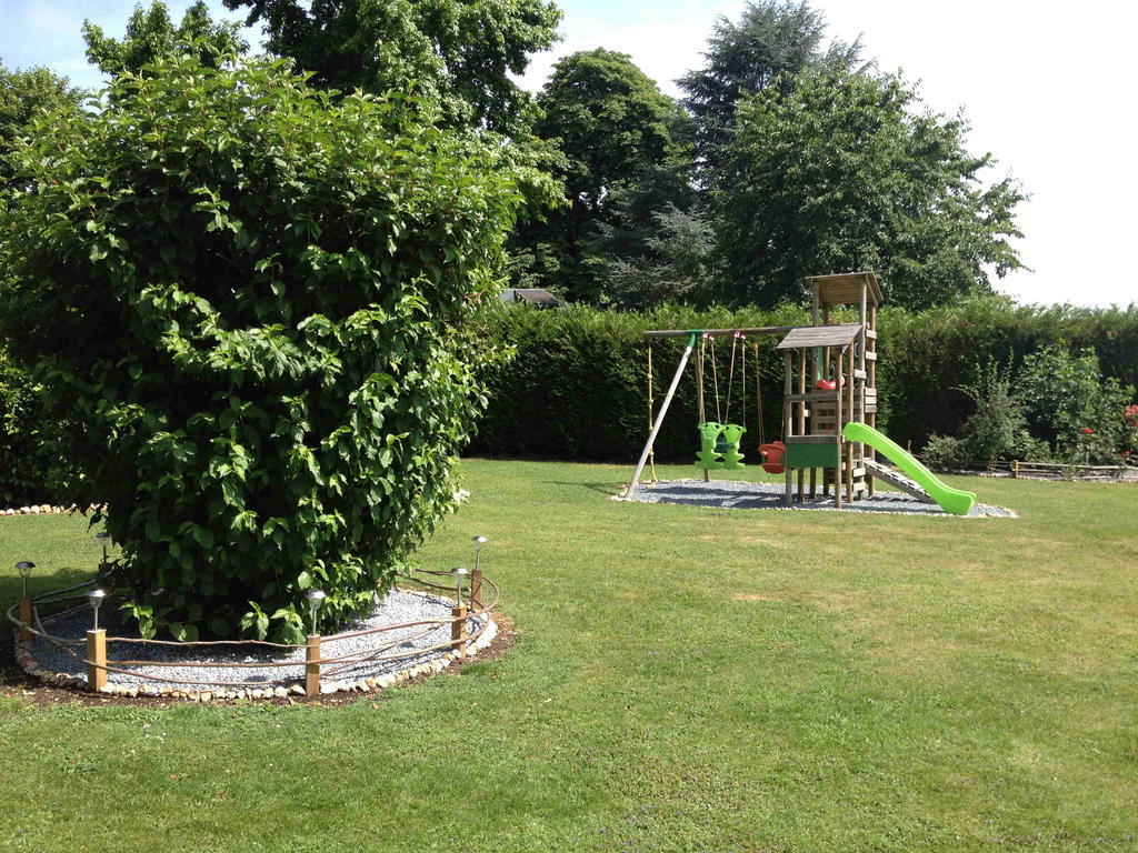 Roulotte Du Petit Bois Villa Theillement Rum bild